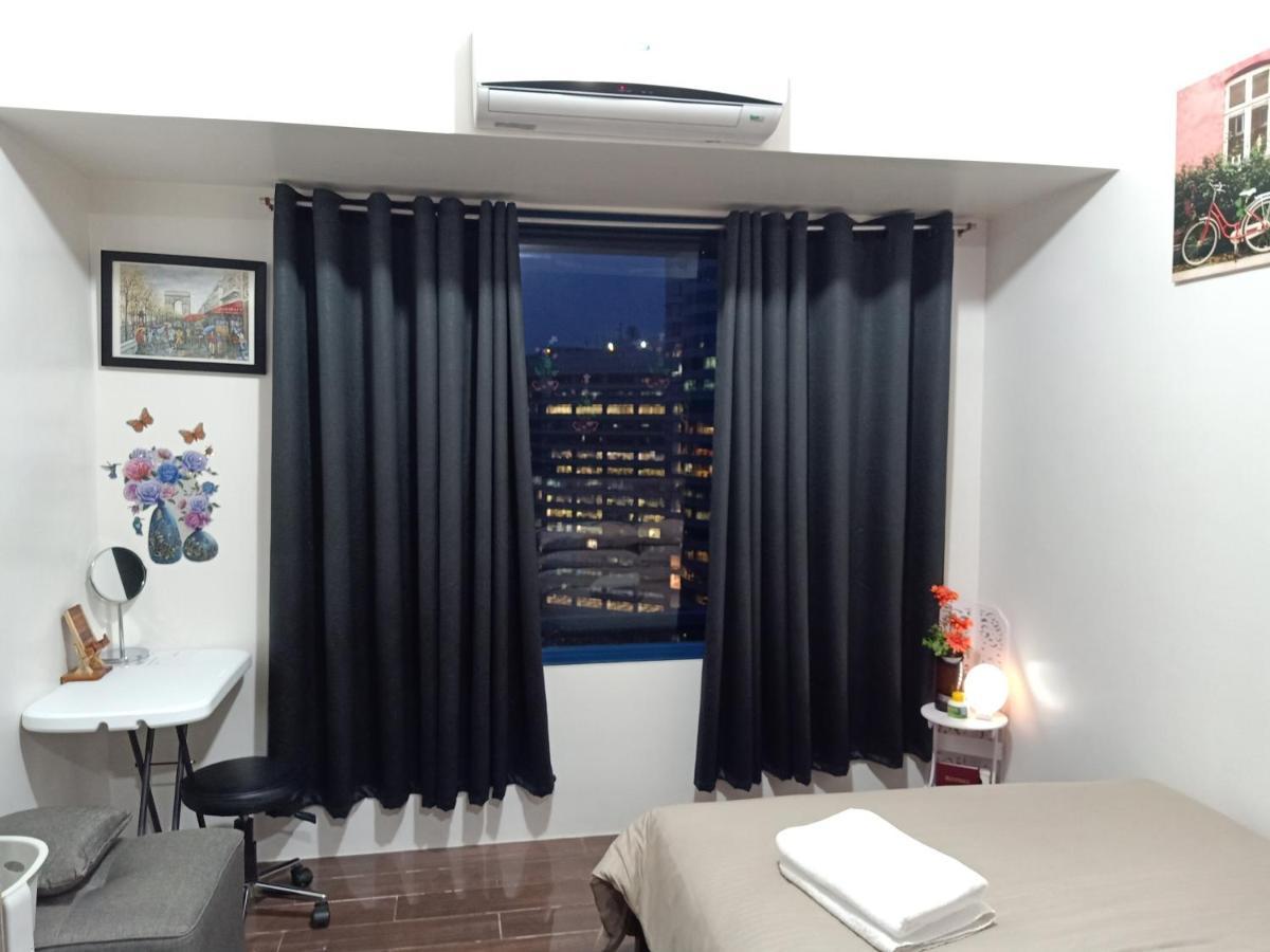 Marivic'S Place At Air Residences Makati Manila Exterior foto